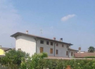 zoom immagine (Palazzo 1098 mq, soggiorno, più di 3 camere, zona Isola della Scala)